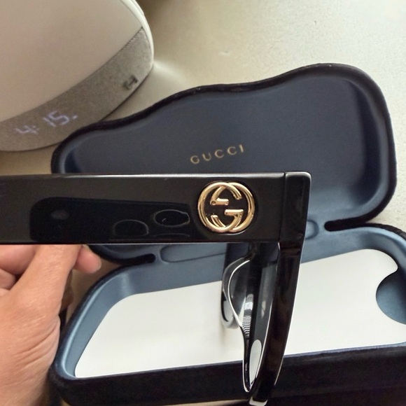 Gucci Women's Black Round Sunglasses NEW!!!! - Picture 5 of 7